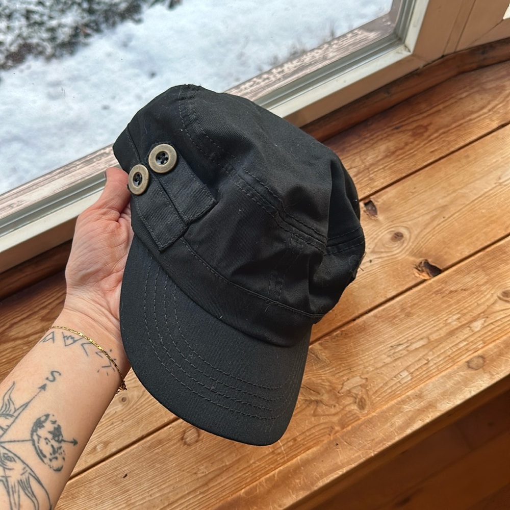 Black and gold hat
